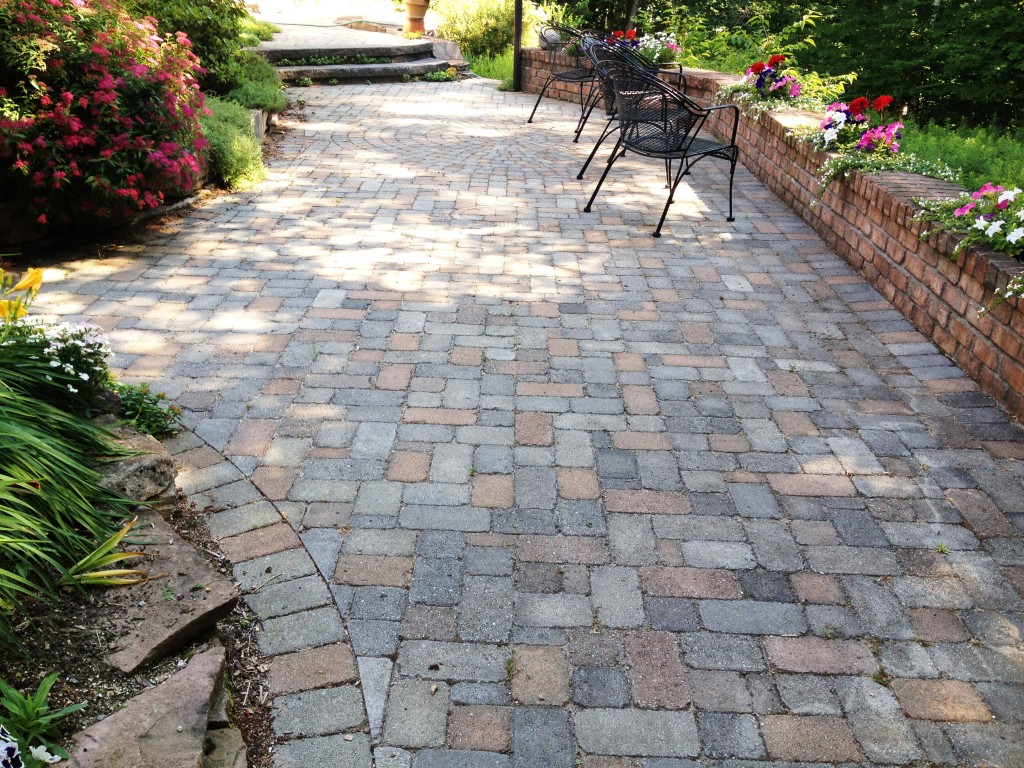 multi colored pavers used in patio design